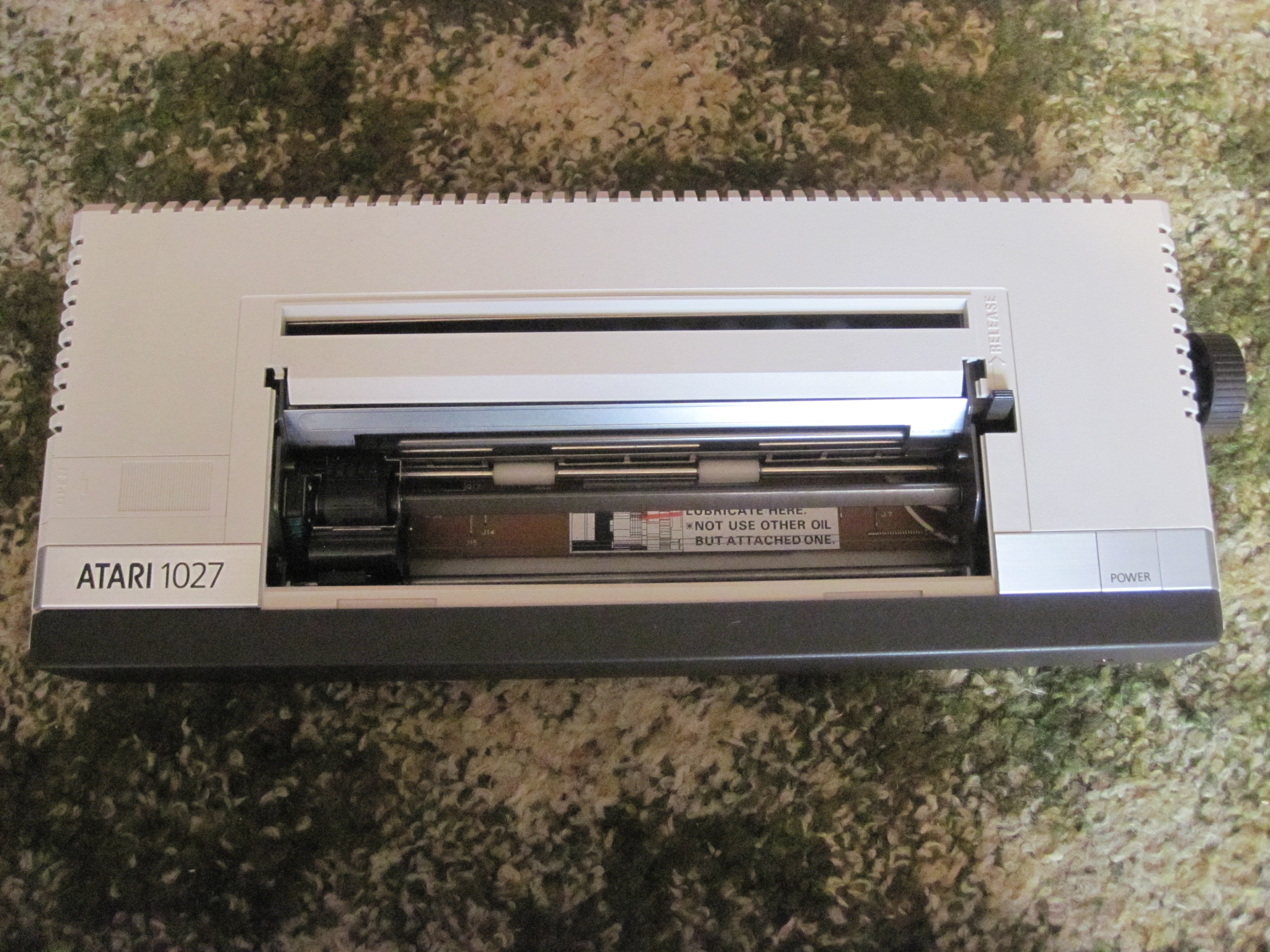 Atari tiskárna 1027 (PAL)